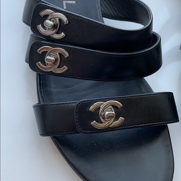 SOLD Chanel CC Sandals Sz 38C - Picture 4 of 13